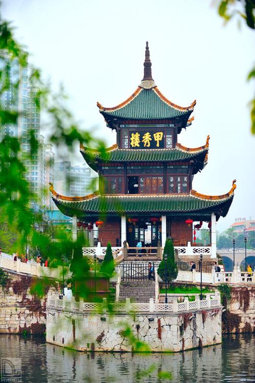 多彩贵州--甲秀楼