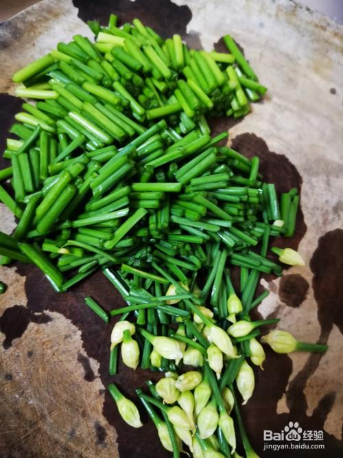 韭菜心炒鸡蛋花