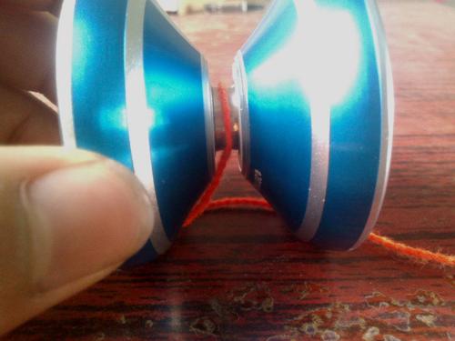 为啥子我新买的悠悠球.扔下去用再大的力也回不来.答对了在追加50分