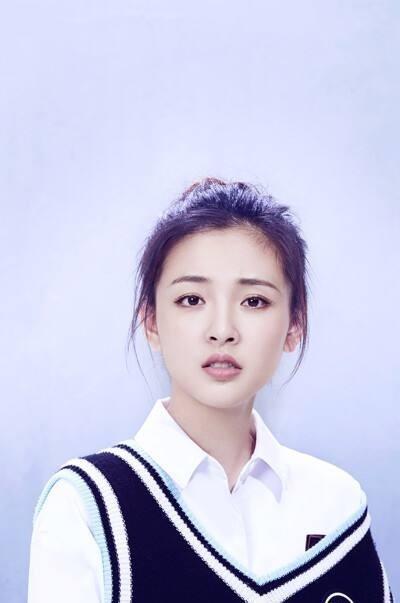18岁成武大校花21岁成华策一姐28岁的吴倩仍是90后好演员