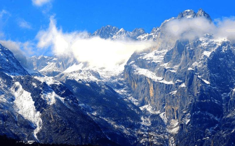玉龙雪山全景