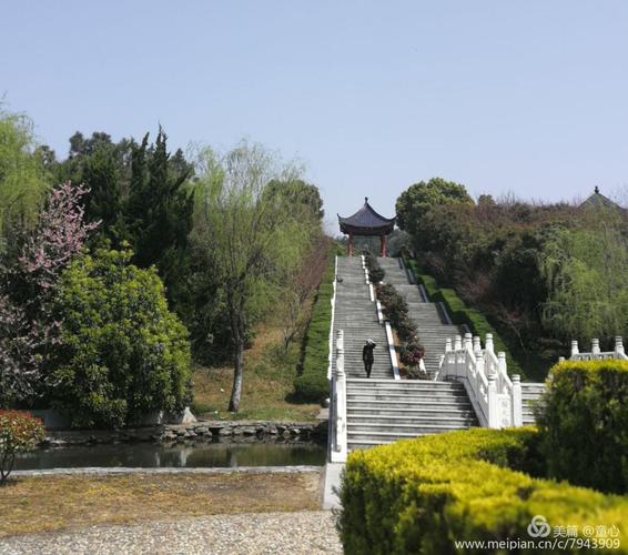 祖堂山陵园风景美如画