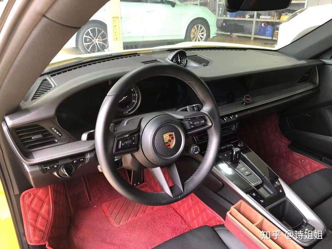 保时捷911内饰升级