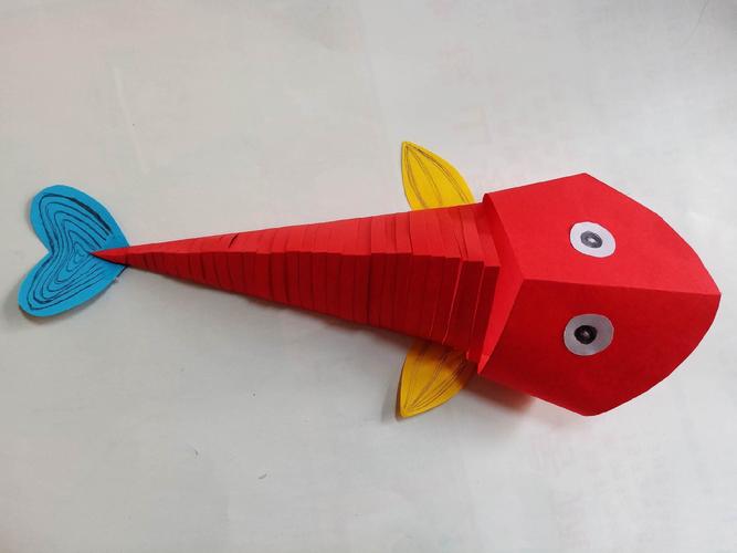 可爱的小鱼手工制作,简单易操作,希望大家都能动手做一做!