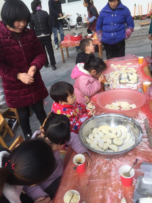 包饺子过新年 - 美篇