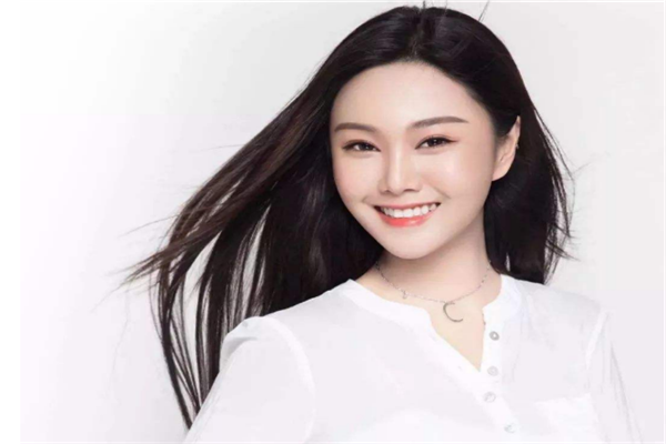 快手翻唱女歌手排行榜花姐嗓音很棒小颤音很是经典