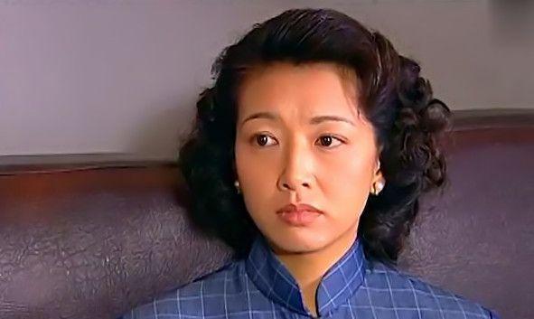 同样是演大宅门的香秀把江珊和谢兰对比一下差距就出来了