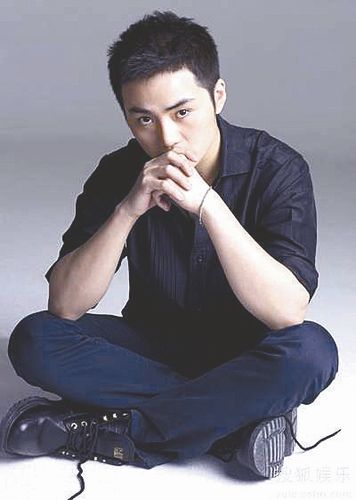 余少群凭《梅兰芳》脱颖而出入围"星锐榜"