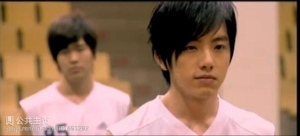 《终极三国》吕布是俞灏明演的嘛