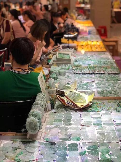 佛山平洲翡翠加工及批发市场