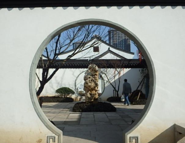 江南园林的布局特色.