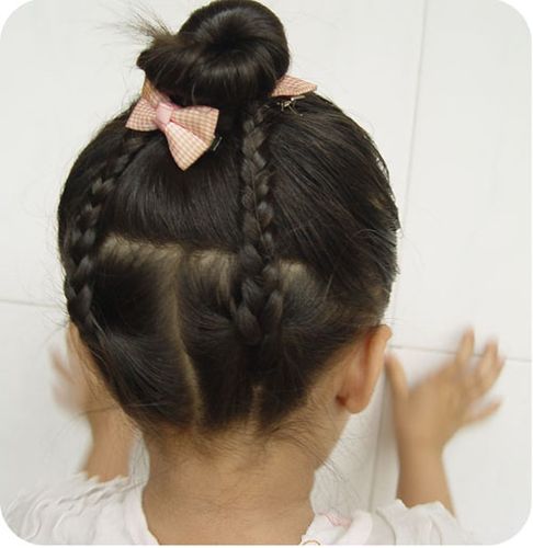 为女儿设计的新发型