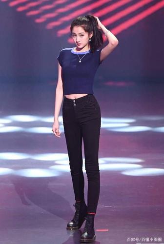 关晓彤很优秀也很努力,请黑子放过这个97年的女孩子吧!