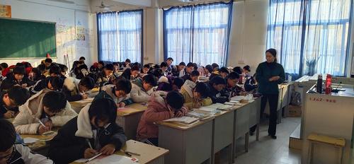 河北大名一中初一83班团体心理辅导——心灵之旅