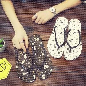 夹脚趾凉拖鞋女