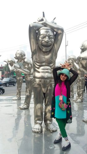 今日美术馆渡过快乐周未~~~位于国贸地铁站百子湾路苹果社区内标志型