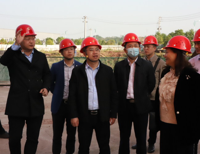 陈俊楠调研街子产业新城建设推进工作