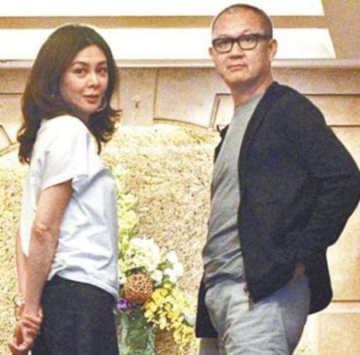 女神关之琳59岁生日开香槟派对庆祝生日蛋糕造型十分别致