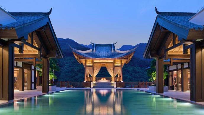 12,重庆北碚悦榕庄 周围环境依山傍水,宁静祥和,温润的北温泉泉水从此