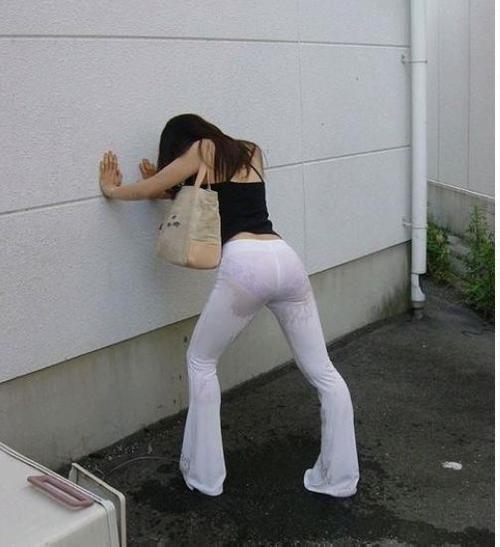 中软明天又会拉稀