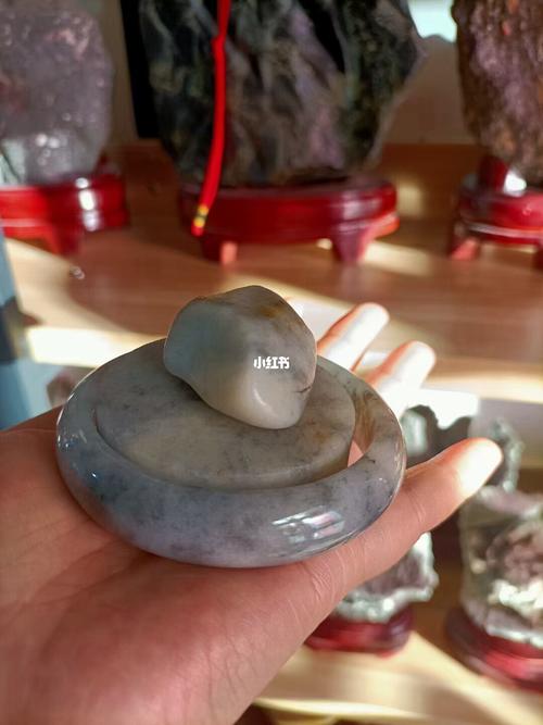 金丝玉青花种地表籽料原石手镯_手镯_时尚_配饰
