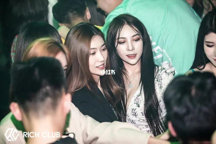 厦门推荐一家好玩的酒吧_酒吧_rich club攻略_人气酒吧推荐_美食_美食