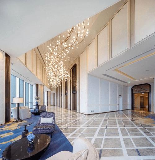 369米云上秘境金螳螂助力刷新青岛酒店新高度青岛瑞吉酒店点亮岛城