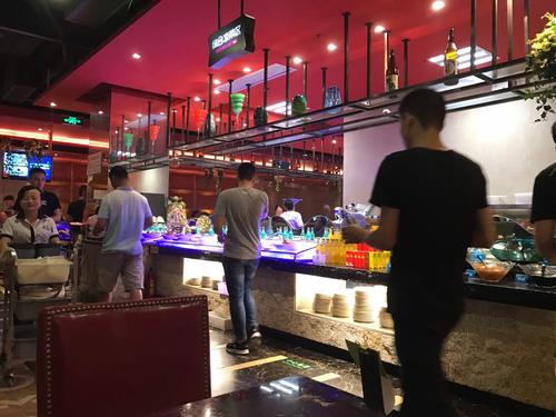 韩厨缘素自助美食百汇(奥山世纪城店)