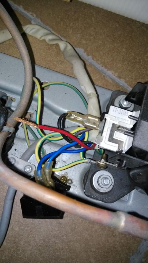 请教冰箱启动器qp2-33怎么接线