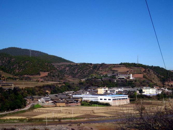  p>弥沙乡位于剑川县西南部,距县城73公里,东,西,北分别与本县沙溪镇