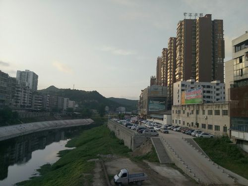 四川省绵阳市盐亭县弥江路下段靠近欣欣幼儿园天气预报