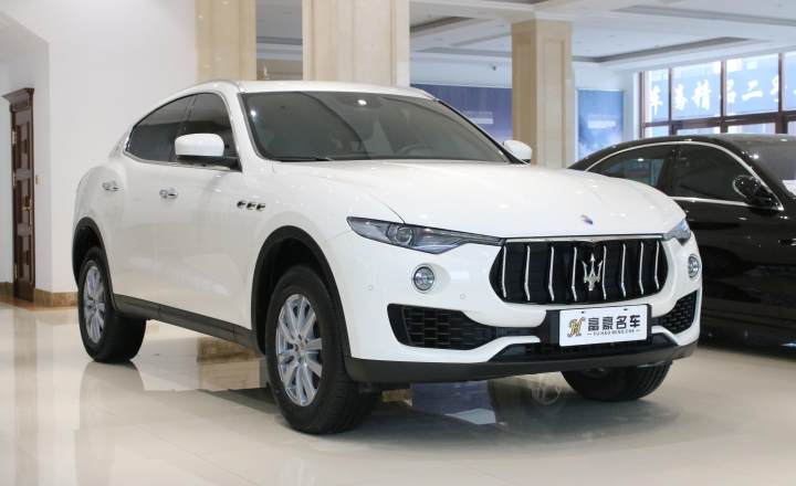 玛莎拉蒂 levante 2018款 3.0t levante 经典版