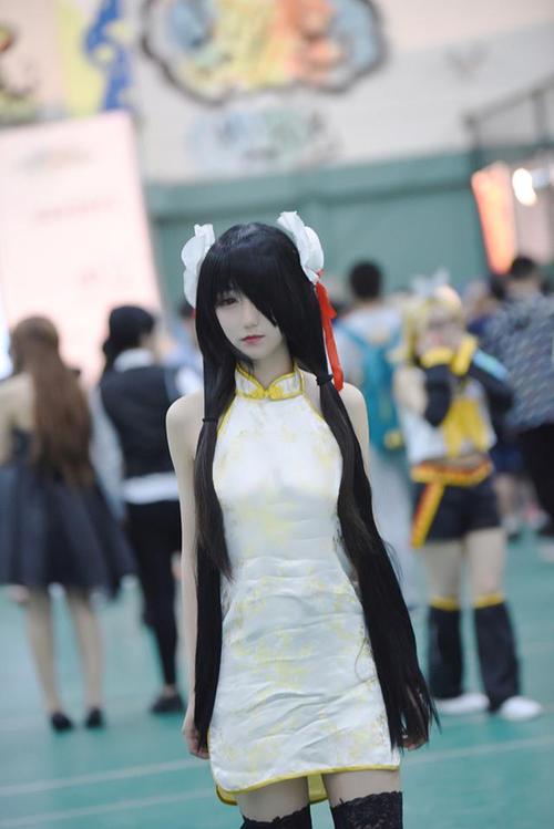 漫展场照:女装大佬cos时崎狂三,这旗袍太给力了!