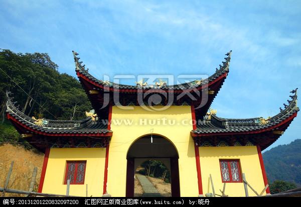 灵峰寺老寺庙大门