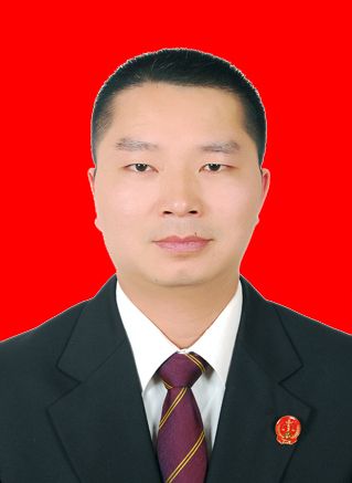 01号:陈华坤——凯里市人民法院法官
