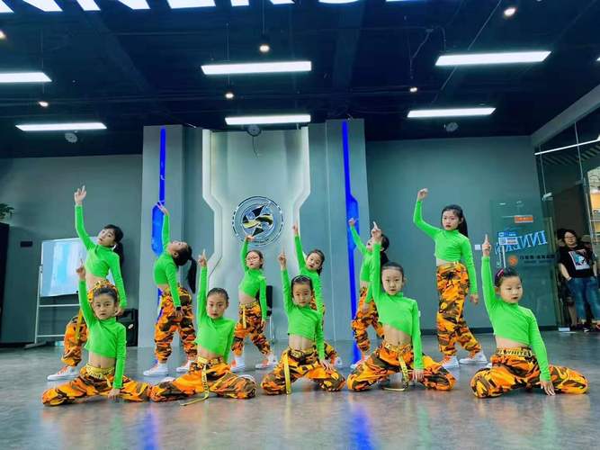 少儿舞蹈类