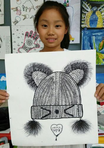 创意中级班合 线描图片写生 《雨中的小花伞》 &《帽子》