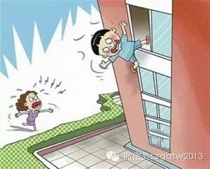 孩子因坠楼而重伤或是身亡的新闻也屡见不鲜,高空坠落也成为儿童意外