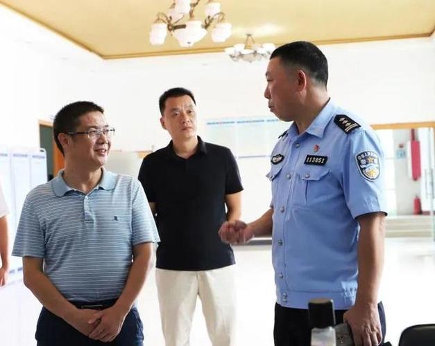 朱永生看望慰问国庆中秋期间坚守一线值班人员