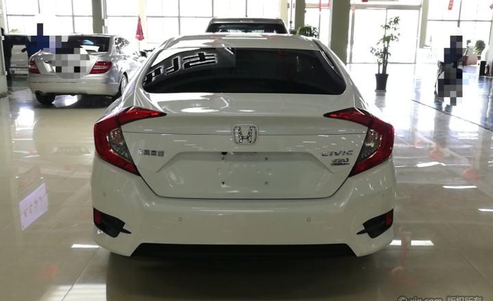 本田 思域 2016款 1.5t 自动 220turbo尊贵版