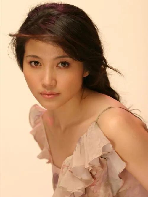 颜丙燕最迷人的图片