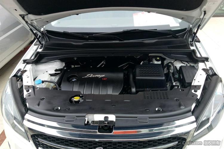 众泰 大迈x5 2017款 1.5t 自动 升级版知县型