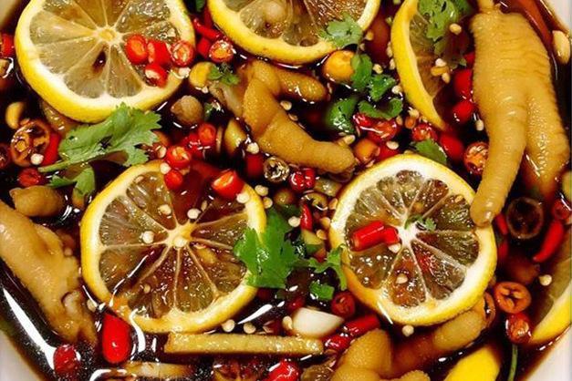 按网上教程做的柠檬鸡爪总差点味?对照看看你少了哪个重要步骤!