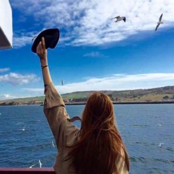 最火漂亮女生背影头像特别一点的 二是一种不三不四的