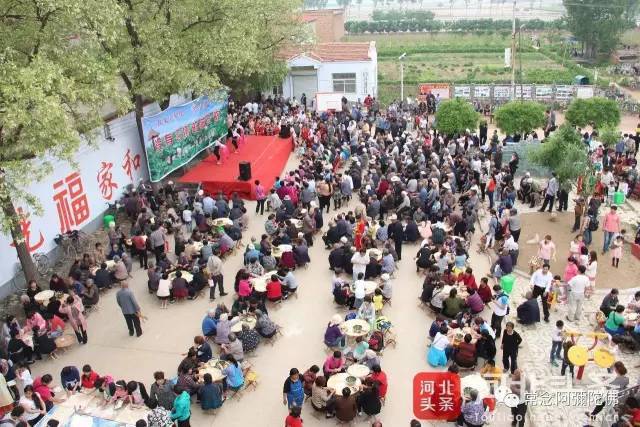 【人物风采】80后傅宏伟:弃百万年薪行善"孝道村"赡养空巢老人