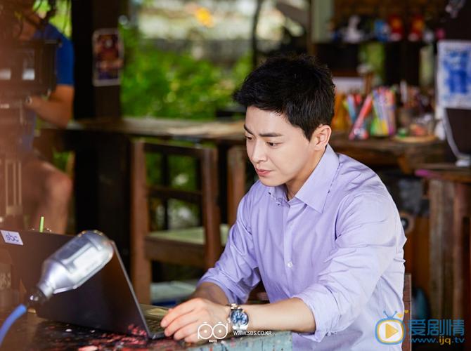 嫉妒的化身李华信是谁演的李华信扮演者赵正锡资料