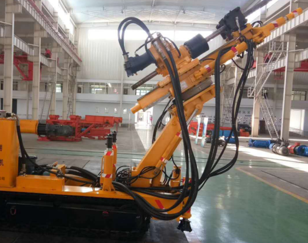 小型履带式钻机,煤矿井下200米刚刚好_探水钻机|气动