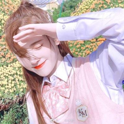 笑得很灿烂的女生头像爱笑的女生头像唯美大全