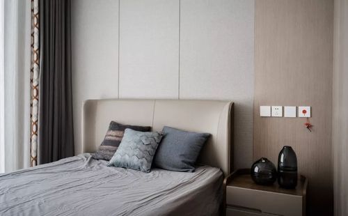 硬包床头墙,打造温馨卧室,提升舒适档次!