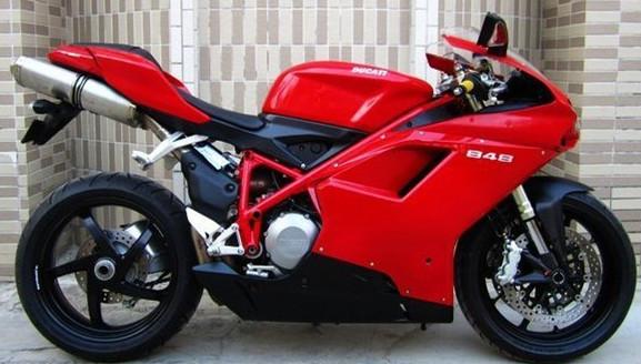 杜卡迪848仅仅是一辆摩托车吗